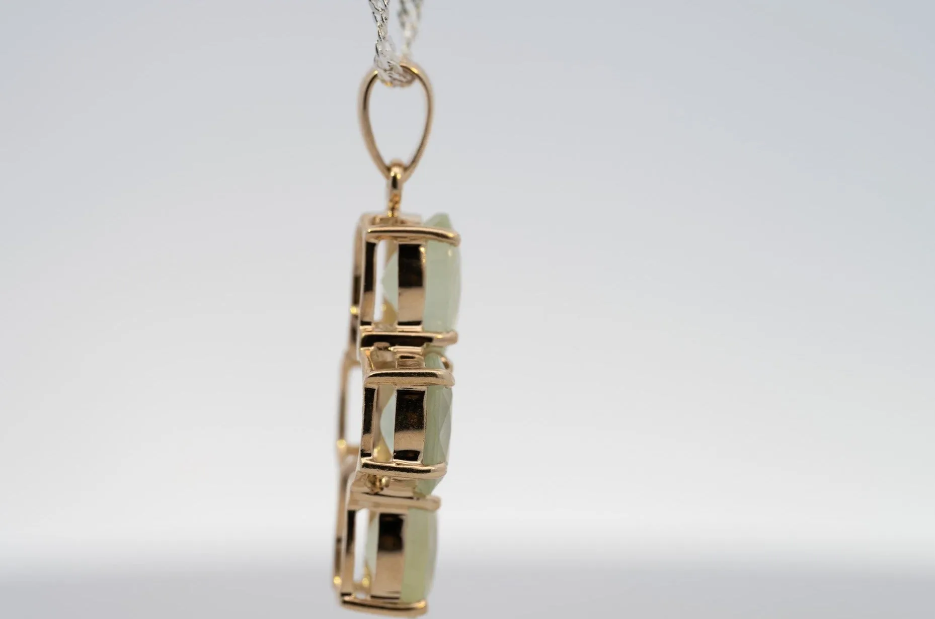 9ct Yellow Gold Quartz Pendant