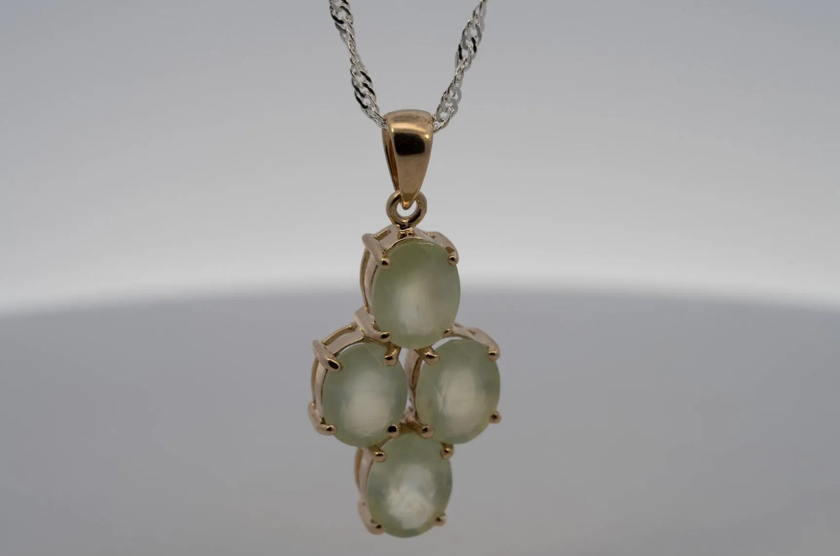 9ct Yellow Gold Quartz Pendant
