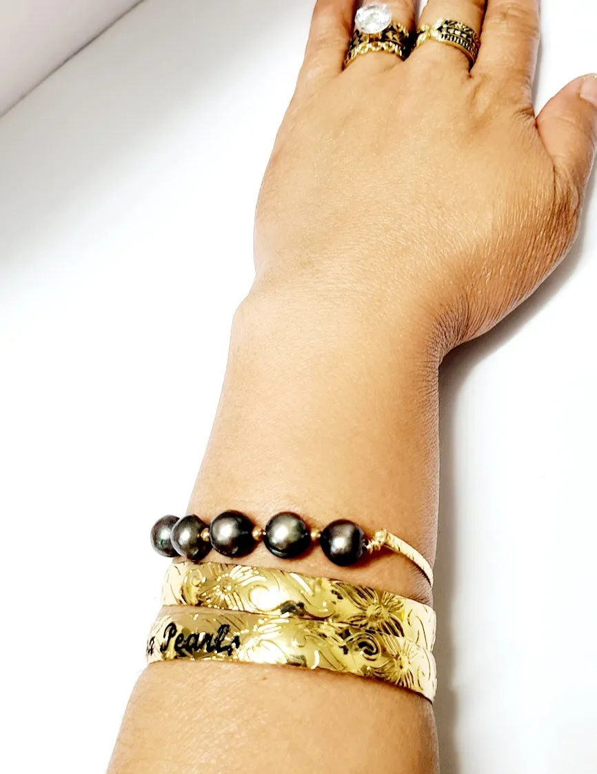 Cherry Black Rose - Natural Multiple Pearls Bangle