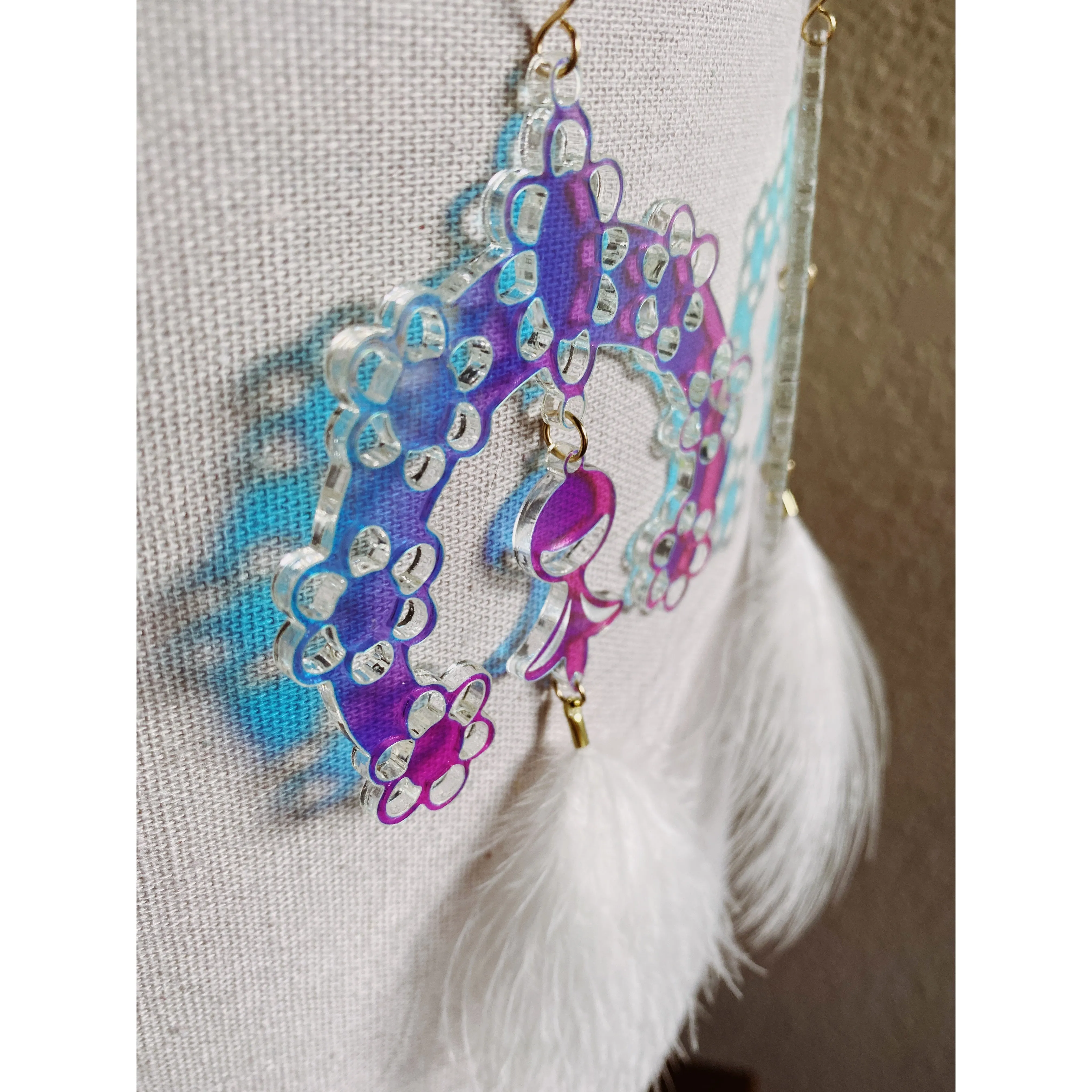 Daisy Naja With Feathers