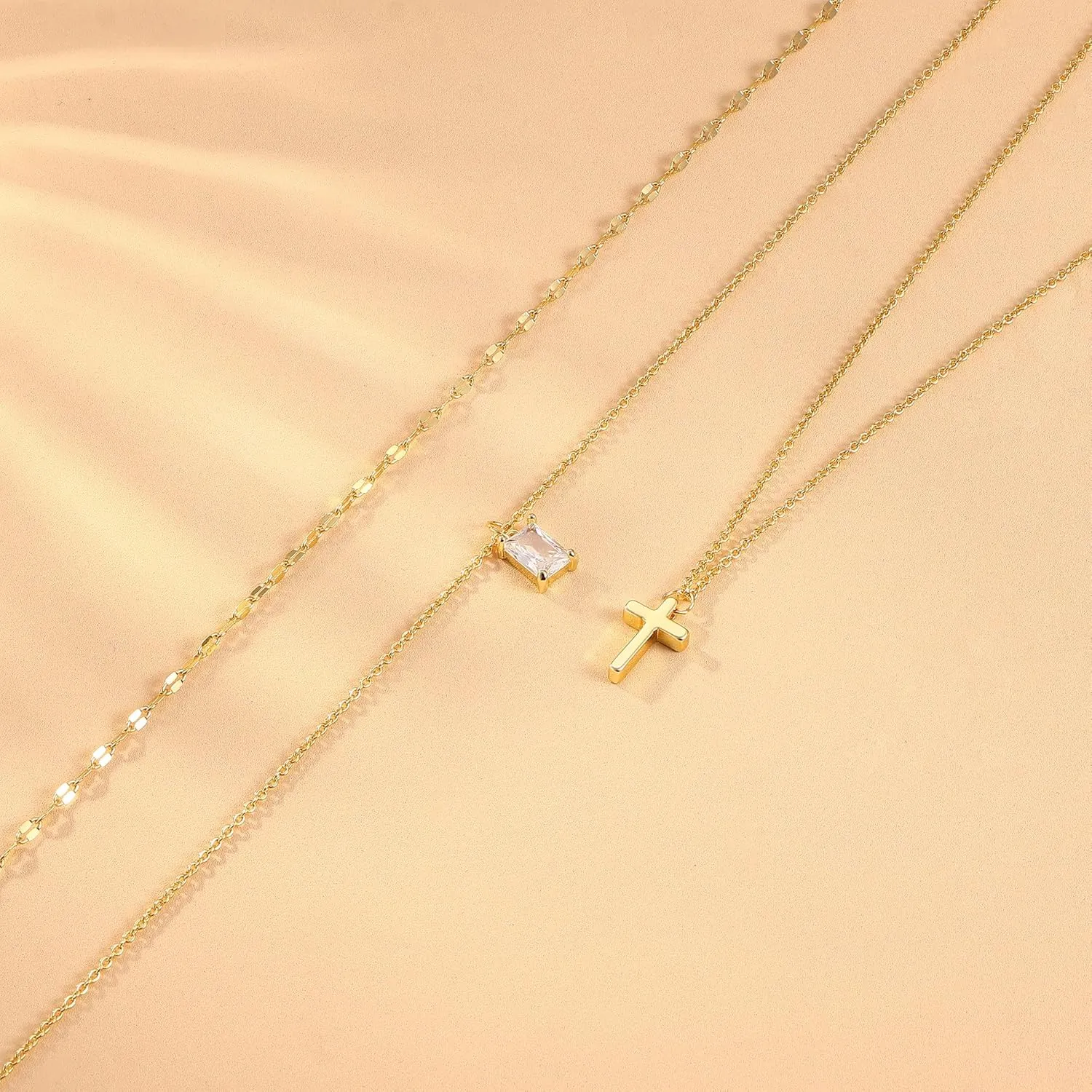 Kakonia Layered Gold Necklace for Women 14K Gold Plated Pendant Necklace Set Gold Necklace Satck Dainty Gold Chain Trendy Jewelry for Women