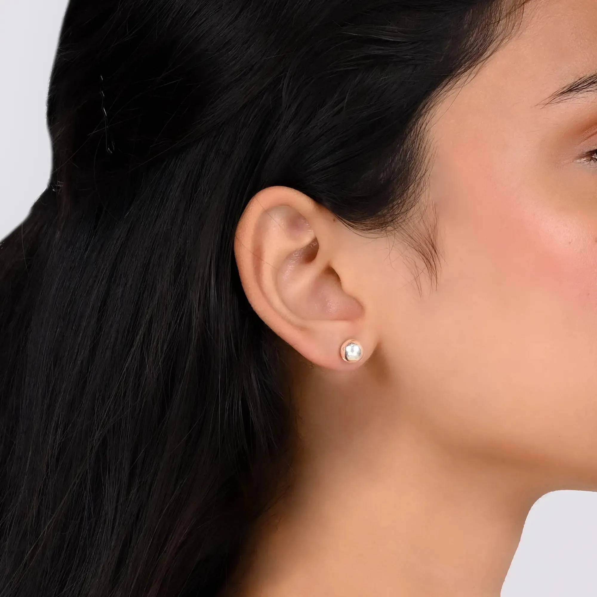 Radiant Classic Studs