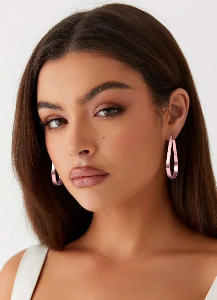 Sterling Silver Hoop Earrings for Women Large Oval Hoop Earrings Lightweight Big Gold Hoops Earrings Hypoallergenic 14K Gold Plated Hoops Earrings Non Tarnish Jewelry Gifts 20/30/40mm