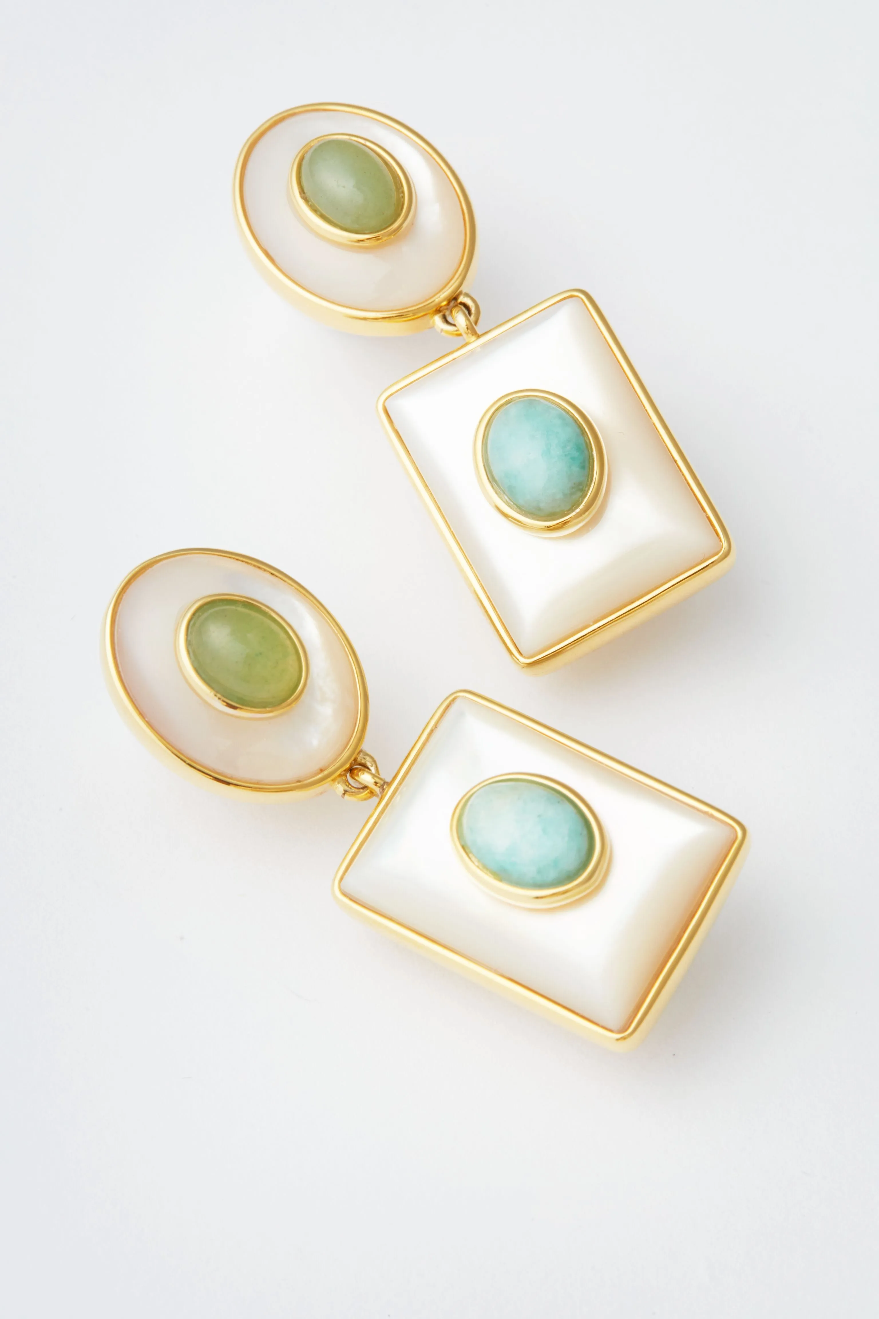 White Ethereal Pool Earrings